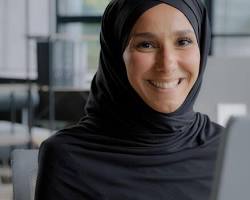 سارة الحارثي